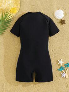 SHEIN Kids/Tween Boys' Black Colorblock Splice Swim Trunks & Rash Guard Set,Atletic Summer Beach Holiday,Comfortable Versatile For Surfing,Swimming,Outdoor - Black - View 2