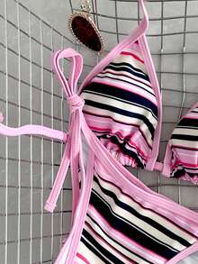 Swim Mod 2 pièces Ensemble de maillot de bain femme style vacances d'été, Top à col ras-du-cou avec imprimé rayé coloré et bordure rose, bas triangle avec liens sur les côtés - Multicolore - Voir 7