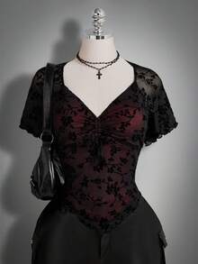 SHEIN ICON 大码女式花卉植绒网眼插肩短袖T恤 - 紅色 - 查看 5