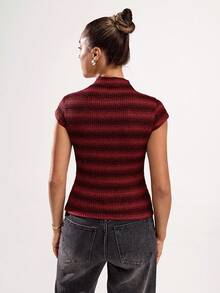 SHEIN BAE Camiseta de verano casual de mujer con cuello polo a rayas y botones delanteros - Rojo - Ver 2