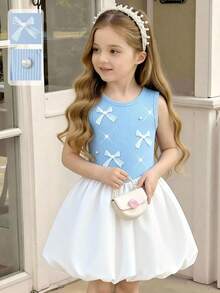 SHEIN Genkimix Kids 少女夏季休闲时尚新款连衣裙，白色蕾丝蝴蝶结装饰前襟，白色串珠上衣，浅蓝色罗纹针织无袖圆领，白色梭织面料连衣裙，优雅舒适，适合日常穿着、外出、聚会、度假、春夏穿着。 - 藍色 - 查看 8