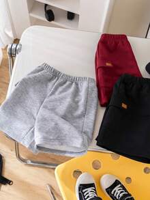SHEIN 3pcs Young Boys' Casual Comfortable Pocket Decor Knit Shorts Set - Red - View 4