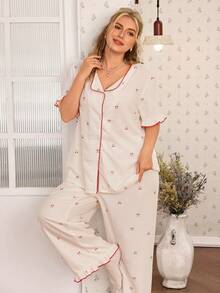 CottageSlumber Romantischer Landhaus-Kirschblüten-Muster, Kontrast-Rüschen-Kragen Kurzarm Pyjama Set in Große Größen - Weiss - Übersicht 5