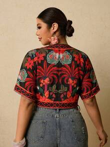 Travachic Plus Size Women Palm Tree Front Knot Cropped Shirt - Multicolor - View 2