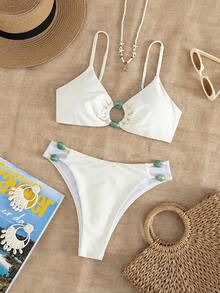 Swim Chiccia 新款两件套优雅休闲巧克力棕色比基尼套装，采用奢华亮泽的棕色面料，复古波西米亚风 Y2K 辣妹风泳装，三角褶皱胸罩式泳衣上装饰有绿色玉珠 O 形环，高腰性感比基尼泳裤侧边点缀绿色玉珠，可调节细肩带，是夏季海滩度假、音乐节、春假旅行、海岛度假的理想之选。 - 白色 - 查看 7