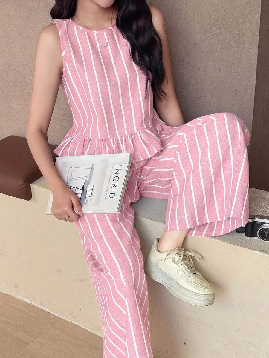 SHEIN Conjunto de blusa sem mangas listrada azul e branca com botões de madeira e calça reta para adolescentes. Ideal para férias de primavera/verão, festas, volta às aulas, piqueniques em família e uso diário. - Rosa - Ver 1
