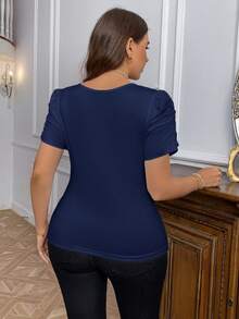 SHEIN Privé Camiseta blanca ajustada para mujer de talla grande con cuello de ojo de cerradura fruncido, cordón y mangas abullonadas - Azul Marino - View 2