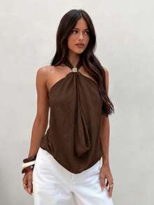 Aloruh 女士性感纯色露背吊带上衣，夏秋季，适合所有年龄段，尺码齐全，适合秋季穿着，露肩米色吊带上衣，配金属装饰扣，适合新年夜穿着。 - 咖啡棕 - 查看 6