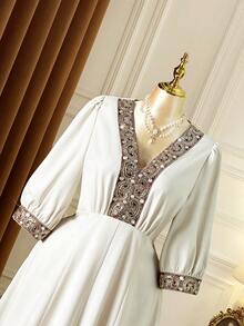 Rometta Plus Size Women's Elegant White Winter Bridal Wedding Dress, Al-Adha Lace & Sequin Trim Fit & Flare Vintage Luxury Embroidered Reception Dresses - Apricot - View 3
