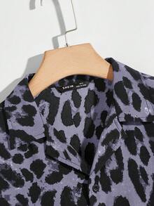 Men's Casual Fashionable Street Vacation Style Leopard Print Short Sleeve Shirt, Summer - Purple - View 4