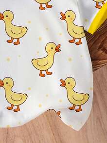 SHEIN Playful Pals 女童休闲简约白色底黄色小鸭数码印花圆领短袖T恤，适合夏季上学、居家、户外活动穿着，可爱夏季女童装，韩版风格 - 彩色 - 查看 3
