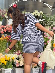 Bộ đồ 2 món màu xanh hải quân gồm áo tay ngắn có cổ và quần short, cỡ lớn. - Màu xanh hải quân - Xem 2