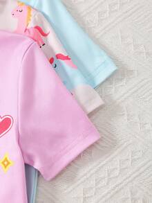 Conjunto de 3 piezas de pijama de ajuste ceñido para niña, top de manga corta y shorts, diseño de patrón de dibujos animados de unicornio, tela suave y cómoda, adecuado para ropa de estar en casa de niños - Multicolor - Ver 7