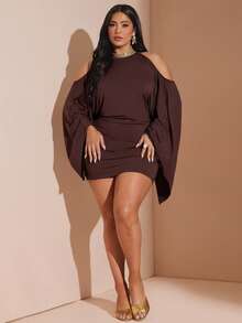 SHEIN BAE 大码女式黑色植绒网纱褶皱迷你连衣裙 - 棕色 - 查看 1