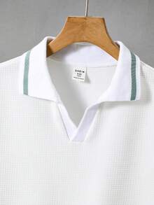 SHEIN 男童白色纹理面料Polo衫，休闲舒适，百搭，面料柔软，适合日常穿着、旅行、户外活动、假日派对、夏季海滩度假、春夏穿着。 - 白色 - 查看 3
