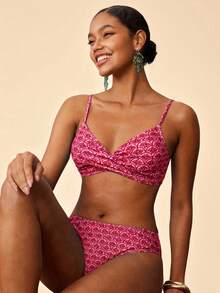 SHEIN TRVLCHIC Bộ bikini và quần tam giác in họa tiết toàn thân, xếp ly, dành cho nữ, thích hợp mặc đi biển mùa hè. - Đỏ - Xem 6