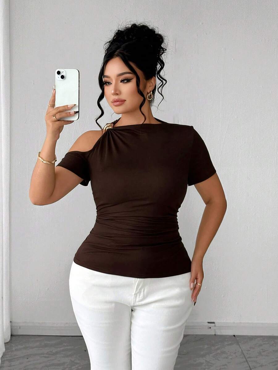 Elenzga Áo thun nữ tay ngắn màu nâu thời trang, thiết kế hở vai với vòng kim loại. - màu nâu - Xem 1