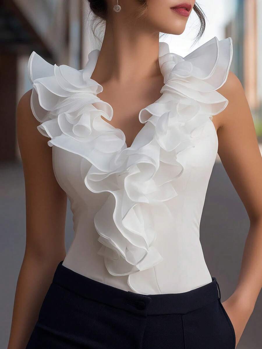 Balvessa 女士优雅V领荷叶边无袖设计上衣 - 白色 - 查看 1