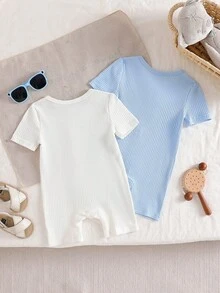 Bộ áo liền quần ngắn ôm sát 2 mảnh cho bé trai sơ sinh/trẻ nhỏ, in hình gấu hoạt hình khắp thân áo. - Xanh và trắng - Xem 2