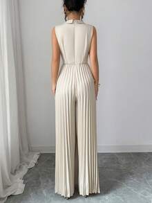 Elenzga 女士优雅杏色纯色翻领褶裥连体裤，领口和腰带设计，精致职业装，适合办公室、通勤、街头风、法式浪漫、休闲、中东复古、下午茶、派对、感恩节、返校季等场合，春夏新款时尚无袖宽松褶裥连体裤 - 杏色 - 查看 2