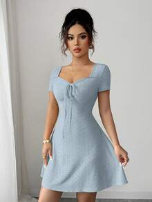 Elenzga Novo Vestido Mini Justo com Amarração na Frente, Estampa Jacquard de Tricô Creme, Sexy para Verão - Azul bebê - Visão 5