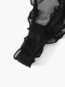 Bisouelle 透气唇形图案网状三角杯文胸和丁字裤套装无线内衣 - 黑色 - 查看 6