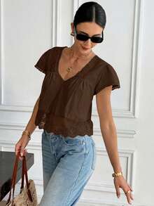 Serisse Áo kiểu nữ tay ngắn dáng rộng, màu trơn, phối ren tương phản. - Cà phê nâu - Xem 5