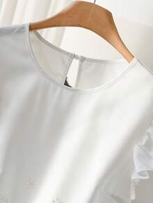 CosyJoli Plus Size Women's Comfortable Flared Sleeve Embroidered Hem Blouse, White Casual Shirt For Commuting, Dating, Vacation, Spring/Summer New Arrival - Green - View 5