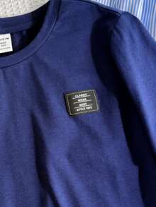 SHEIN Tween女孩休閒百搭睡衣套裝，包含一件純色Logo休閒上衣與一件寬鬆版提花條紋長褲，KIDS - 藍白色 - 查看 3