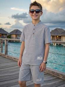 SHEIN Bộ 2 quần short dệt sọc cổ bẻ tay ngắn cổ bẻ phong cách Hàn Quốc cho bé trai tuổi mới lớn - Màu xanh lam - Xem 1