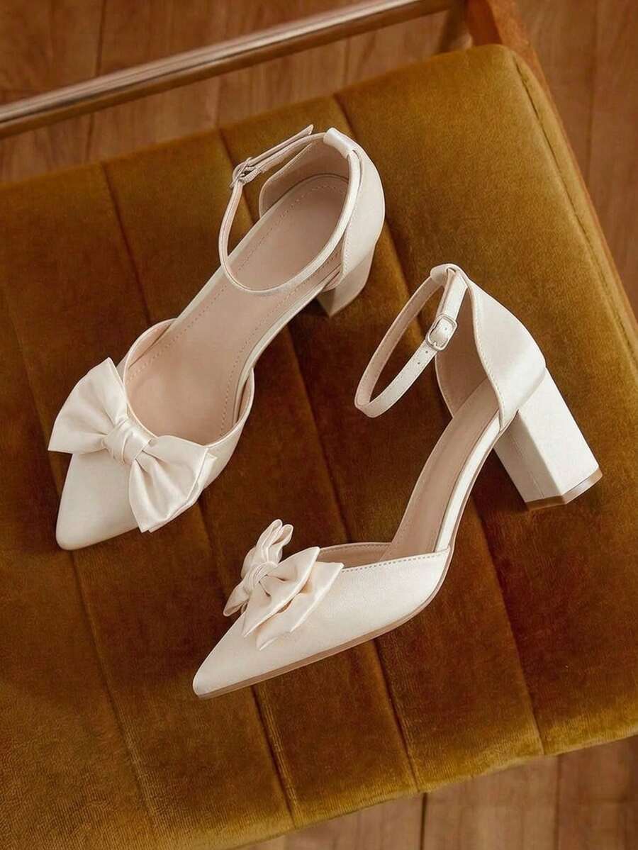 2025秋冬季时尚黑色麂皮蝴蝶结搭扣粗跟镂空尖头高跟鞋，女士优雅高跟鞋，适合婚礼等场合。 - 杏色 - 查看 1