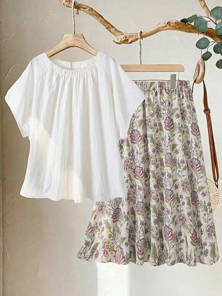 2pc Set Plus Size Women's Summer Casual Vacation Country Solid Color Loose Top And Floral Print Skirt 2 Piece Set, Casual Daily Wear,Suitable For Summer, Vacation, Daily Wear, Festival Outfits For Women,Beach Outfits For Women,Gifts For Mother,Boho Top,Mothers Day Outfit, Daily Wear Casual,Country Concert Outfit ,Modest Two Piece Set, Plus Size Summer Sets,Plus Size Pants Set,Boho Set,2 Piece Casual Sets Woman,Two Piece Set Women, Floral Print  Set,Summer Skirt Sets, Summer Outfit Set For Women, Skirts Sets