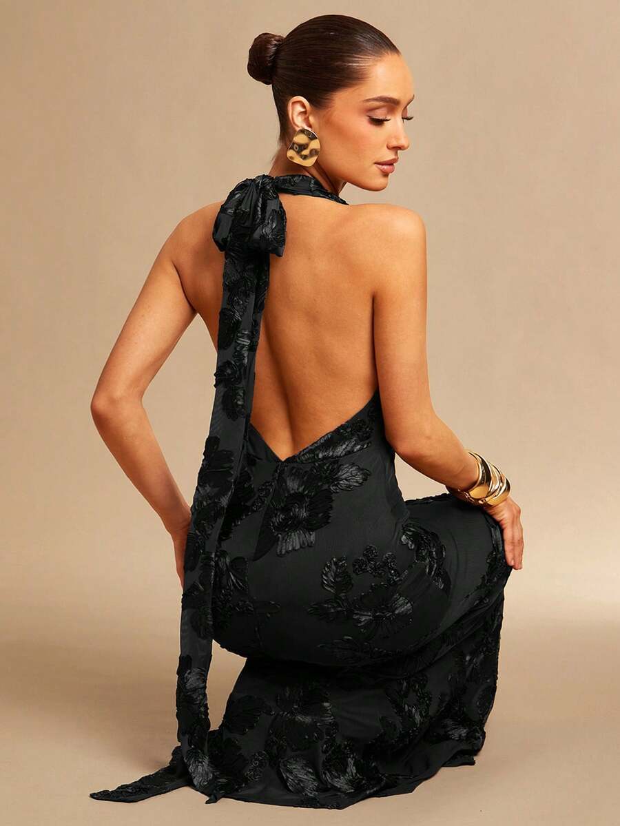 Silquee 深V领露背3D刺绣花卉美人鱼连衣裙，性感优雅，适合约会、外出、夜店派对、聚会、鸡尾酒会和日常穿着。 - 黑色 - 查看 1