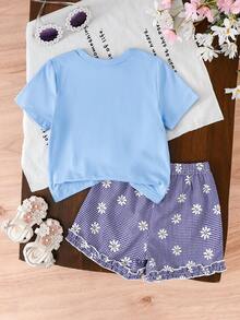 SHEIN Toddler Girls' Summer Casual Set: Light Blue Short Sleeve Round Neck Cute Daisy Print T-Shirt, Paired With Plaid Floral Pattern Ruffle Hem Shorts, Fashionable Soft & Comfortable Children 2-Piece Outfit - Blue - View 2