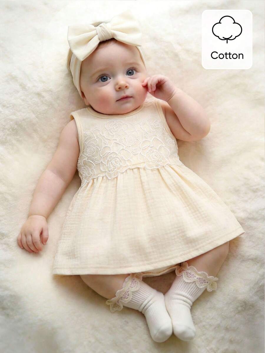 SHEIN 女婴无袖蕾丝花卉刺绣A字连衣裙，幼儿公主派对礼服，春夏优雅婴儿连衣裙，奶油色婴儿连衣裙，象牙色婴儿连衣裙，米色女婴连衣裙，香槟色女婴连衣裙，女婴花卉刺绣无袖连衣裙，全纽扣设计方便穿脱，适合0-9个月新生儿，适合派对、婚礼、日常穿着，柔软亲肤，2026新款夏季系列