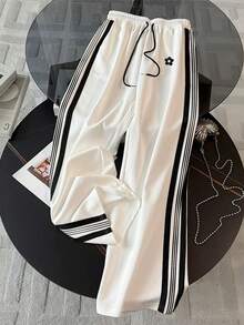 Franclia Fitted Short Round Neck Raglan Short Sleeve T-Shirt + Straight Leg Pants With Side Pockets - White - View 4