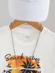 SHEIN Vacaura 两件套男童休闲椰树标语印花短袖T恤和短裤套装，适合夏季日常休闲穿着、假日、海滩度假等场合。 - 黃色 - 查看 5