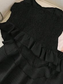 SHEIN Tall CURVE Conjunto de 2 piezas con decoración de volantes, top corto sin tirantes y falda, estilo dulce y fresco, color azul, talla grande - Negro - Ver 8