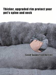 1PC DEEP GREY SOFT PLUSH CORAL FLEECE CALMING DONUT CUSHION DOG BED NON SLIP BOTTOM WASHABLE FOR ANXIETY RELIEF LUXURY PET MAT FOR SMALL MEDIUM DOGS CATS PET SUPPLIES - Dark Grey - View 4
