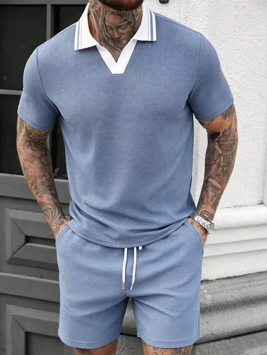 Manfinity CasualCool 男士条纹撞色短袖Polo衫和短裤休闲套装 - 藍色 - 查看 1