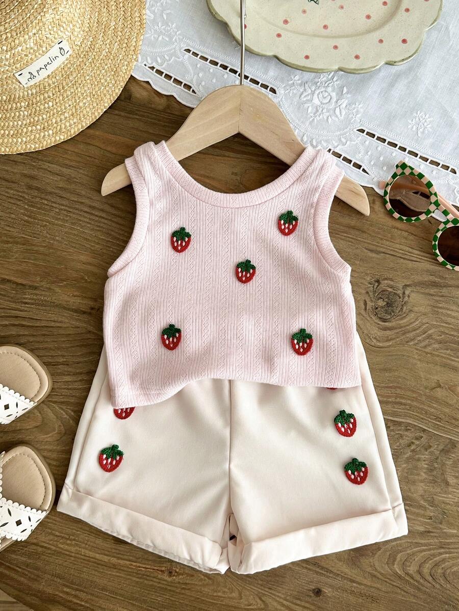 SHEIN Vintaside Kids 2件套女婴夏秋季休闲风无袖草莓装饰上衣和短裤 - 粉色 - 查看 1