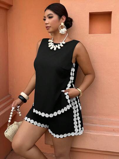SHEIN Holidaya Spring/Summer Women's Sleeveless Contrast Color Tie-Up Crop Top And Casual Shorts Set, Fashionable Outfit For Vacation