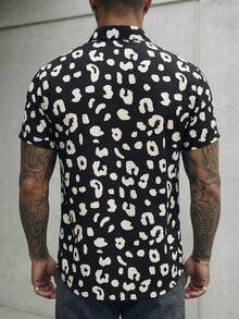 GENTILAND Men's All-Over Print Button Front Casual Short Sleeve Shirt, Summer - Black - View 2