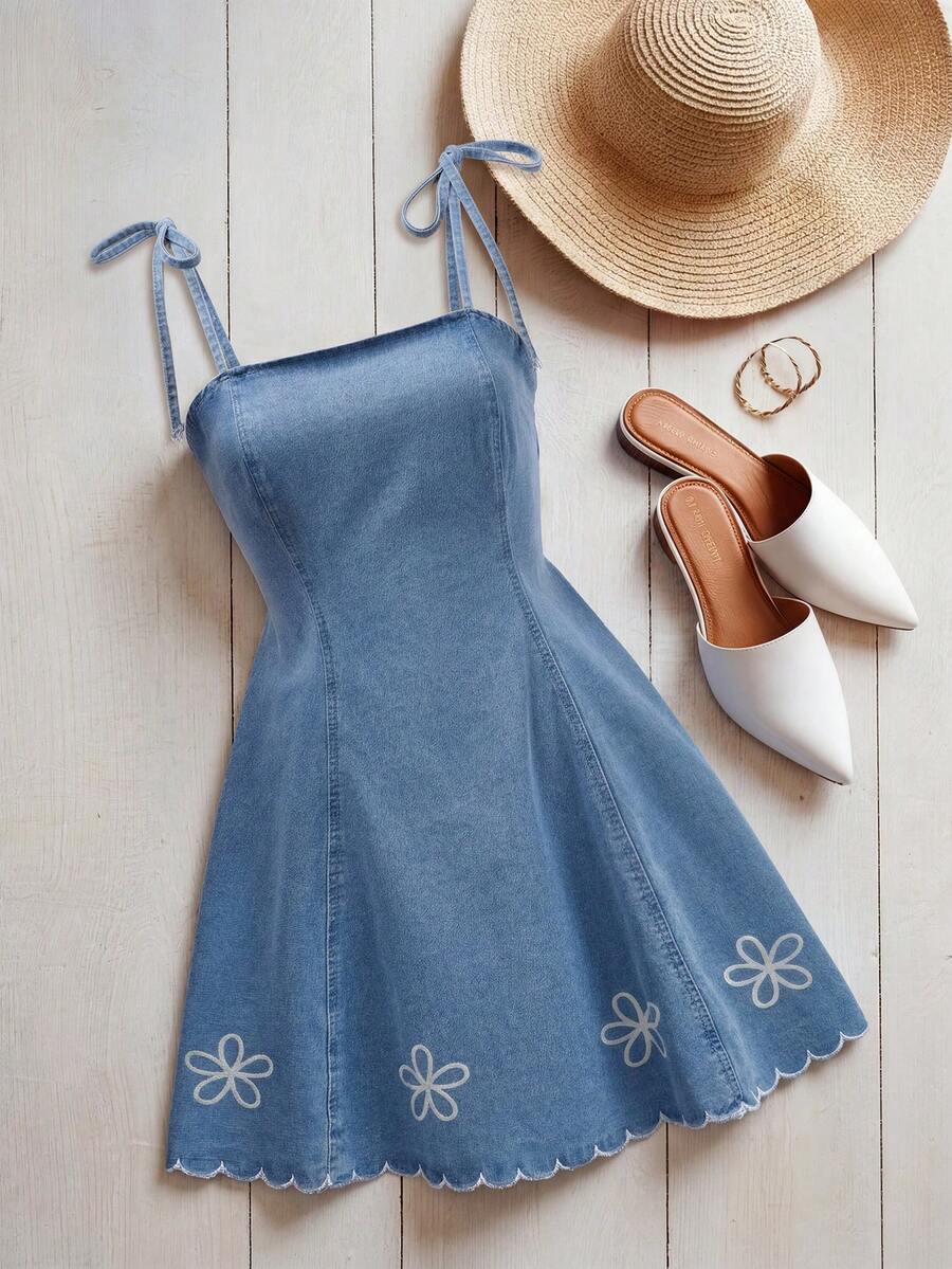 SHEIN MOD Đầm denim nữ kiểu dáng thường ngày, thêu hoa, buộc dây, hở lưng, thích hợp cho kỳ nghỉ. - Rửa nhẹ - Xem 1