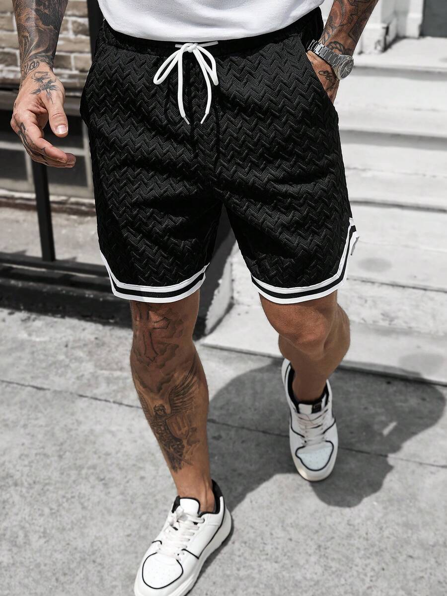 Manfinity CasualCool 男士舒适几何压花面料抽绳弹力腰篮球短裤，罗纹裤脚，适合休闲、派对、外出、运动、办公、春秋季穿着，经典武士风格 - 黑色 - 查看 1