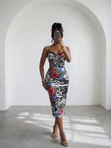 Slaydiva Mùa xuân mới, Lễ hội âm nhạc Xuân Hè, Ngày Valentine, Lễ Phục Sinh, Mùa cưới, Mùa lễ hội, Kỳ nghỉ biển, Thường ngày, Thanh lịch, Đi làm, Mặc hàng ngày, Trang phục công sở, Kỳ nghỉ, Tiệc tùng, Du thuyền, Tiệc tùng, Cơ bản, Hẹn hò hàng ngày, Cổ yếm, Viền ren đen, Cổ áo hình trái tim, Nơ bướm, Cà vạt, Váy ôm sát, Váy tôn dáng, Họa tiết da báo, Họa tiết da báo, Váy in hoa đỏ, Váy dài ngang gối cho nữ -B - Nhiều màu - Xem 3