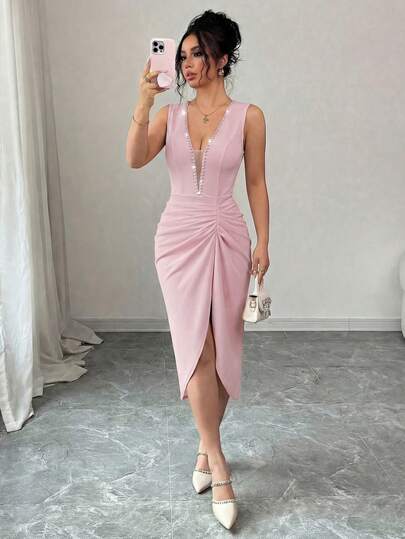 Elenzga Women's Elegant Romantic Beaded V-Neck Sleeveless Bodycon Dress