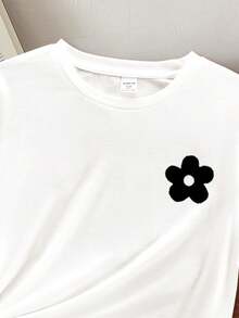 SHEIN 少女套裝，白色家庭款黑白條紋迷你碎花印花睡衣，Y2K可愛風圓領短袖長褲套裝 - 彩色 - 查看 5