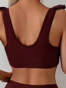 SHEIN Swim Basics Bộ đồ 2 món dành cho nữ, thích hợp đi biển mùa hè, kiểu dáng thanh lịch, màu trơn, gồm áo hai dây xếp ly phía trước và quần tam giác cạp cao xếp ly. - Màu Đỏ Sâu - Xem 5