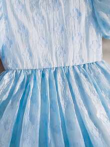 Young Girls' Short Sleeve Cinching Waist Floral Textured Fabric Blue Dress With Bow Back Design, Summer - Blue - View 7